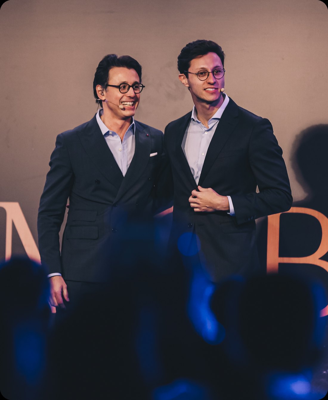 Gustavo Amaral e Rafael no palco do Invest Imob